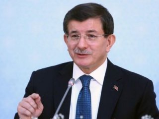 Davutoğlu Londra'da açıklamalarda bulundu