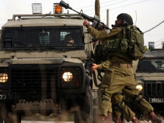 Elleri Tetikte Bekliyorlar!