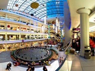 AVM'de Kafa Kesme Dehşeti!