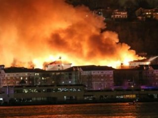 Türk Diplomatların Oturduğu Sitede Yangın