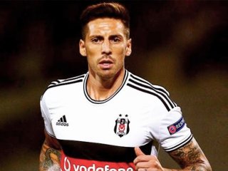 Beşiktaş'ta Sosa Depremi!
