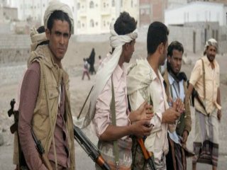 Husiler Bakanın Evini Kuşattı