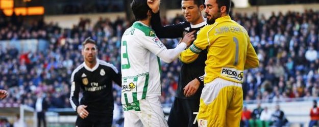 Ronaldo Tarihi Cezayla Karşı Karşıya!