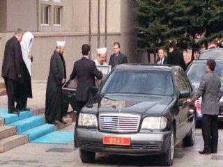 Görmez’in Makam Aracı Şaşırttı