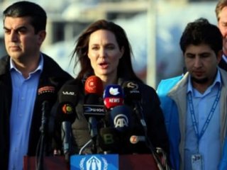 Barzani Angelina Jolie'yi Kabul Etti
