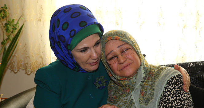 Emine Erdoğan'dan Duygu Dolu Ziyaret