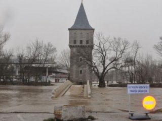 Tunca Nehri'nin Debisi Artıyor