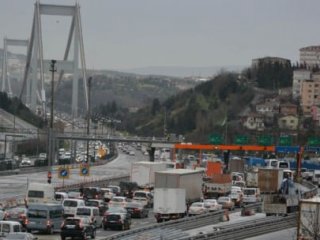Köprüde Trafik Akışını Rahatlatan Uygulama