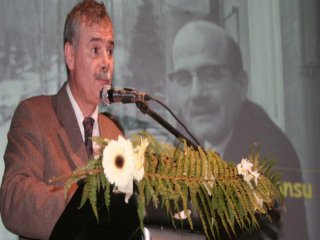Cumhuriyet'te Charlie Hebdo Kıyımı!