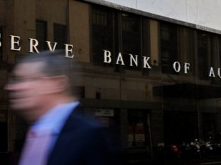 Avustralya Merkez'i Faizleri Düşürdü