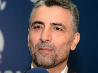 Merkez Ürkek ve Tedirgin Davrandı