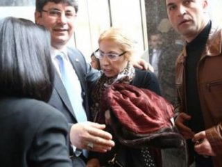 "Başbakan'ım Size Yalan Söylüyorlar"