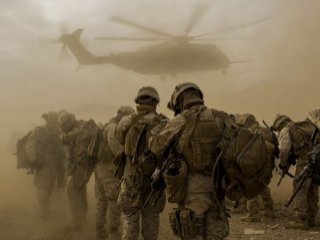 Amerika Neden Savaşır?