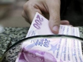 Her 2 Liranın 1 Lirasını İstanbullu Biriktiriyor