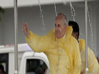 Papa'dan Yunanistan'a Çağrı