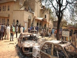 Camide Katliam: 100 Ölü