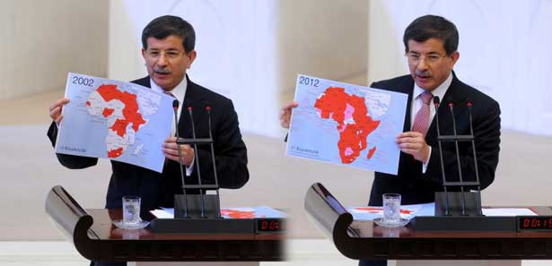 Davutoğlu'dan 10 yılı anlatan 2 harita