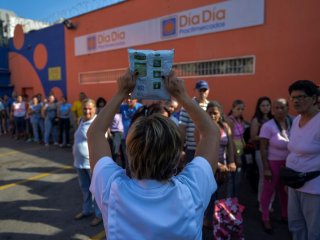 Venezuela Ekonomik Krizle Pençeleşiyor