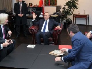 Mevlüt Çavuşoğlu'ndan İsrail'e Rest!