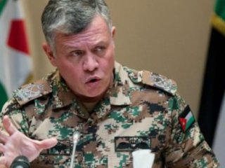 Üniformalı Kraldan IŞİD'e Gözdağı