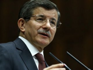 Davutoğlu Ünlü İsme Dava Açtı