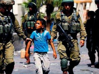 9 Yaşındaki Çocuğu Gözaltına Aldılar