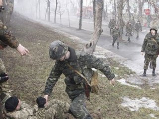 Ukrayna'da 70 Ayrılıkçı ve 12 Asker Öldü