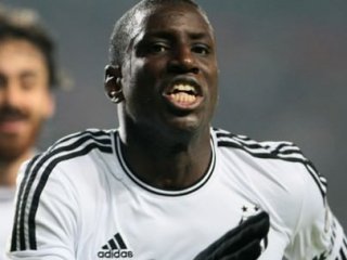 Demba Ba Rekorlara Doymuyor!