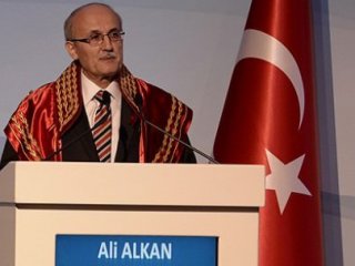 Yargıtay Başkanı Alkan emekliye ayrıldı