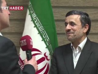 Ahmedinejad: Türk Milleti Karşısında Oturarak Konuşamam