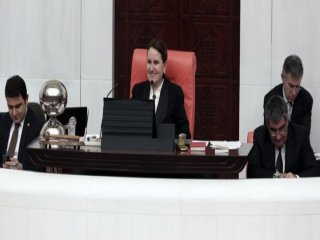 Akşener: Kendinizi Tebrik Edebilirsiniz