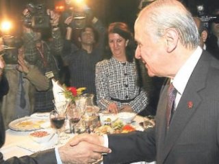 AK Partili Vekillerin MHP İsyanı