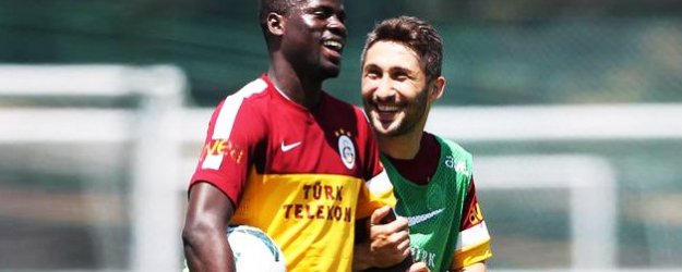 Eboue Katar'a Gidiyor