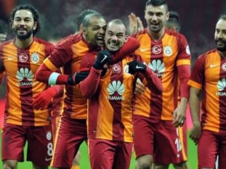 Arena'da Tek Devrelik Şov!