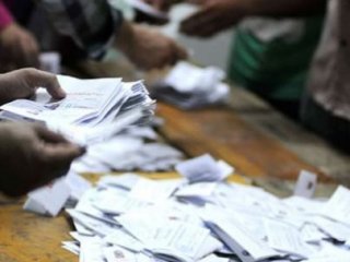 O Ülkede Seçimler İptal Edildi!