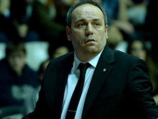 Beşiktaş'ta İstifa Depremi