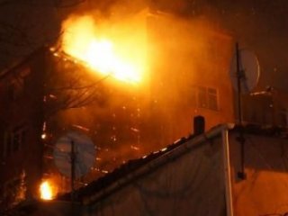 Şişli'de Korkutan Yangın