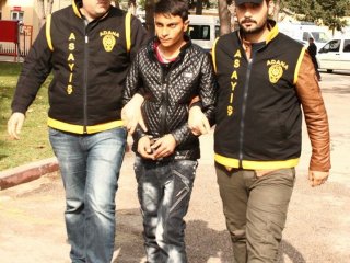 İstanbul'da Dolandırdı Adana'da Yakalandı