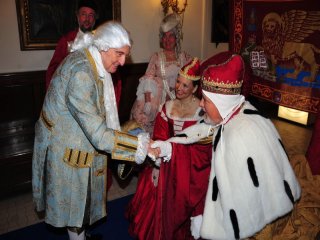 Rahmi Koç İngiliz Oldu!