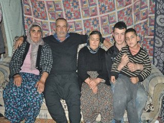 “Sevgililer Günü”nü Nasıl Parlatacaklarını Şaşırdılar