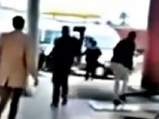 Mersin'de Özgecan İçin Minibüsleri Taşladılar