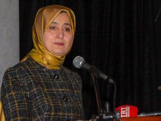 Sare Davutoğlu'ndan Özgecan Açıklaması