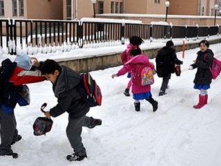 Eğitime 2 Gün Kar Tatili!