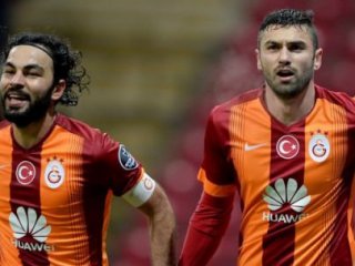 Aslan işi erken bitirdi!