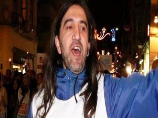 Gazeteci Kar Topu Oynarken Öldürüldü