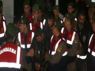 'Özgecan'ın Bileklerini Keserken Canlıydı'