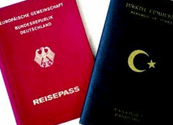 'Herkese Çifte Vatandaşlık' için 23 bin imzaya ihtiyaç var