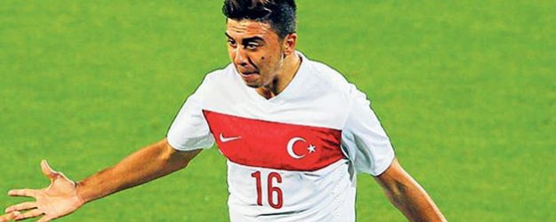Süper Lig'in Yıldızı Aylık 10 bin TL'ye Oynuyor!