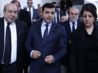 HDP'de O İsim De Siyaseti Bırakıyor!