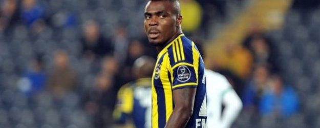 Emenike Öyle Bir Gol Kaçırdı Ki...
